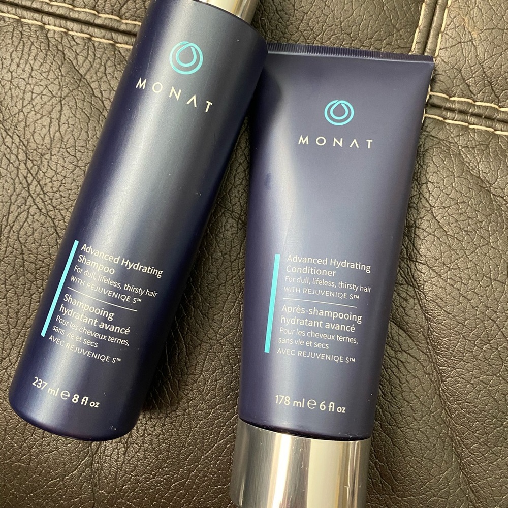Monat Advanced Hydrating shampoo and conditioner